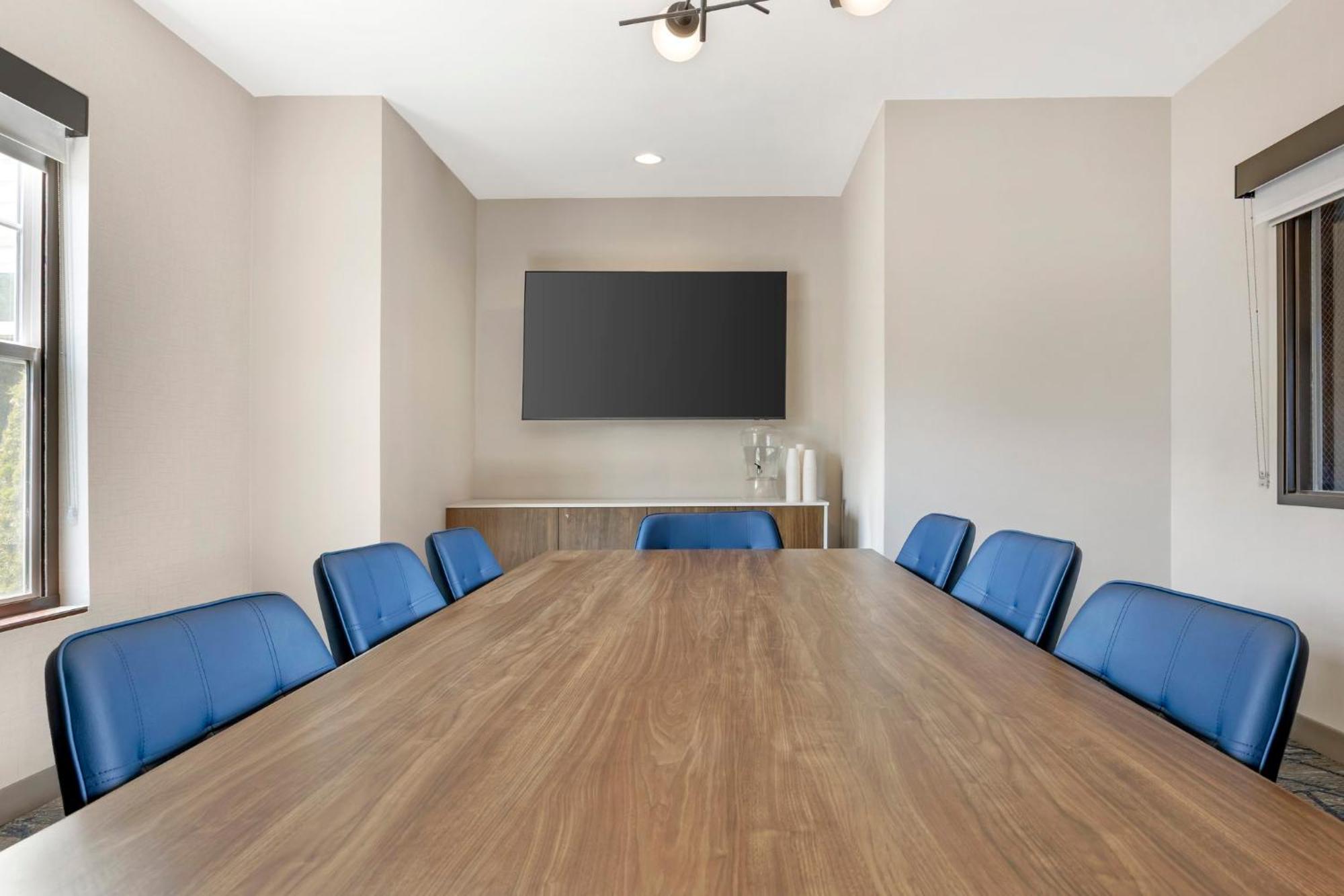 Holiday Inn Express Hotel & Suites Astoria By Ihg Eksteriør bilde