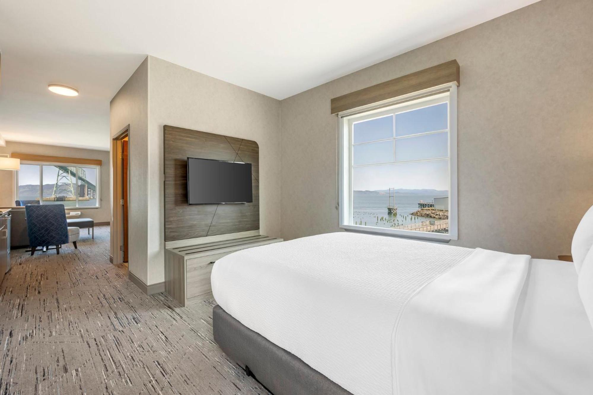 Holiday Inn Express Hotel & Suites Astoria By Ihg Eksteriør bilde
