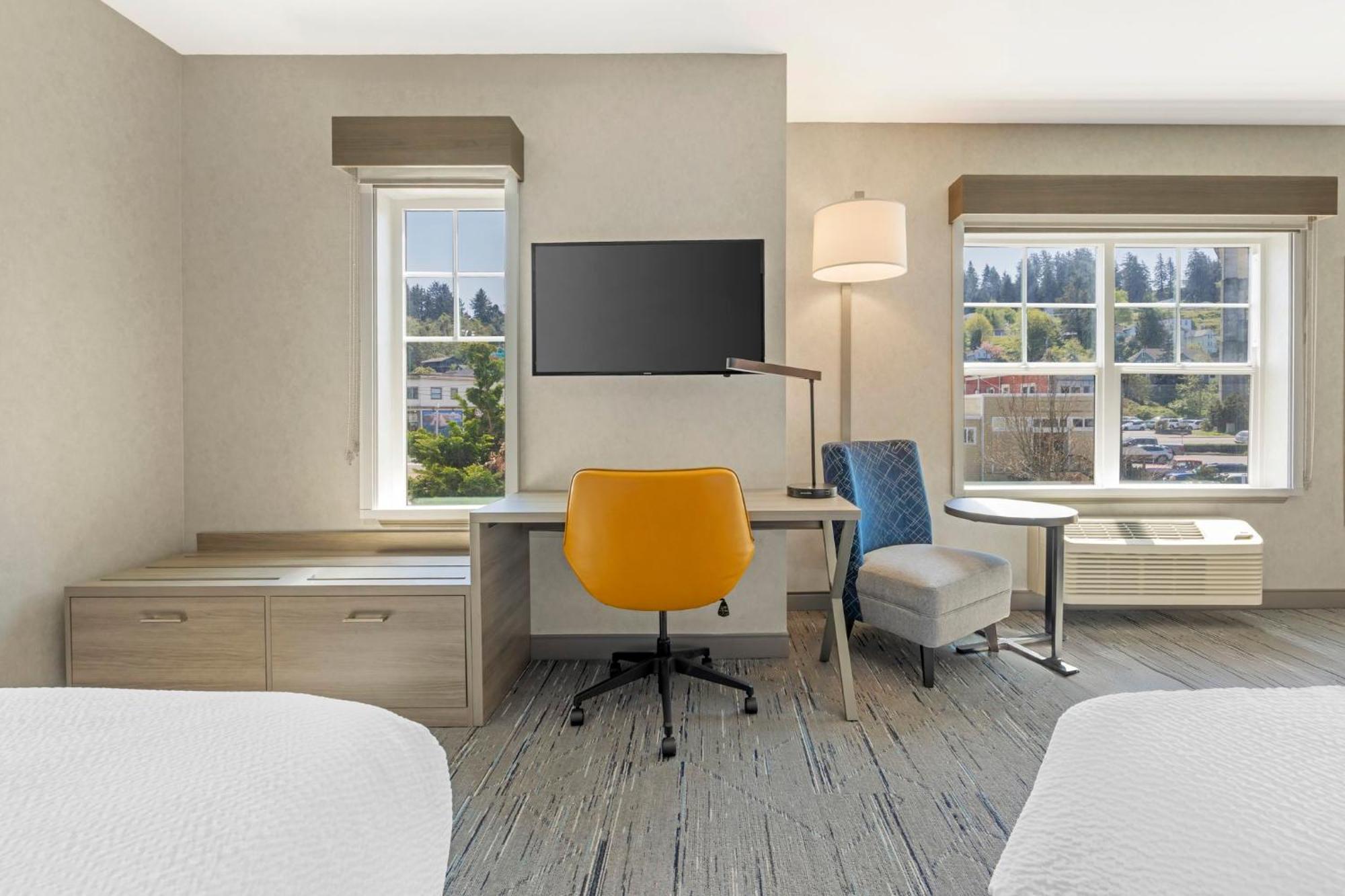 Holiday Inn Express Hotel & Suites Astoria By Ihg Eksteriør bilde
